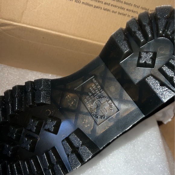 Dr. Martens Jadon Lace-Up Boots - Picture 9 of 9